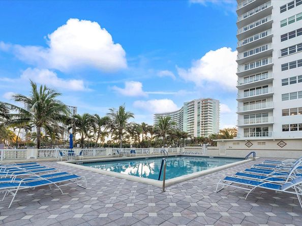 111 N Pompano Beach  blvd 1707, Pompano Beach FL 33062