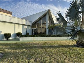 896 N Federal Highway 225, Lantana FL 33462