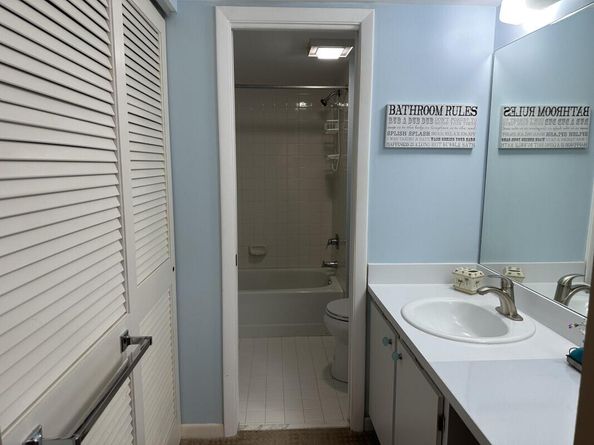 896 N Federal Highway 225, Lantana FL 33462