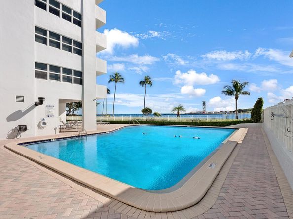 2100 S Ocean Dr 15B, Fort Lauderdale FL 33316