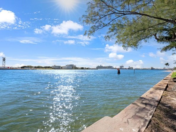 2100 S Ocean Dr 15B, Fort Lauderdale FL 33316