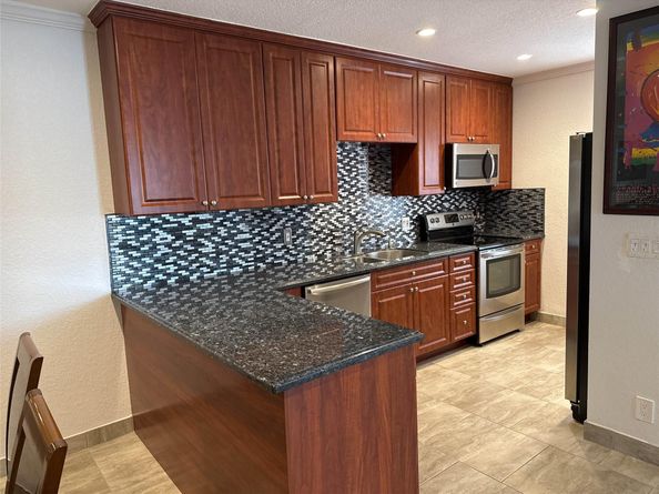 7855 NW 5th Ct 201, Margate FL 33063