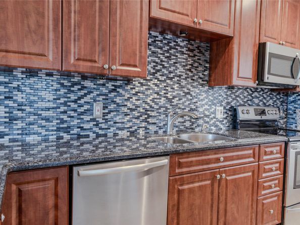 7855 NW 5th Ct 201, Margate FL 33063