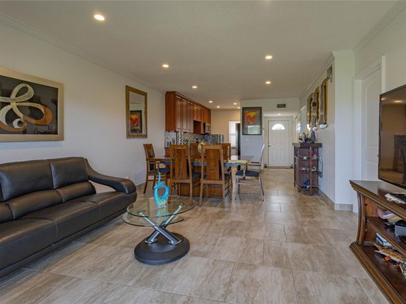7855 NW 5th Ct 201, Margate FL 33063