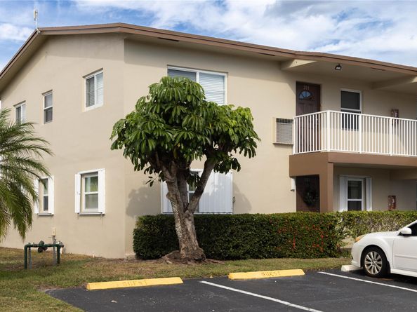 7855 NW 5th Ct 201, Margate FL 33063