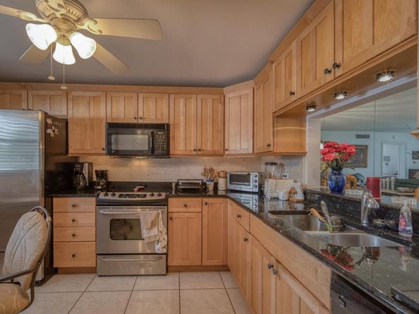 250 John F Kennedy Drive 202, Atlantis FL 33462