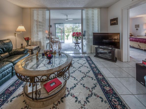 250 John F Kennedy Drive 202, Atlantis FL 33462