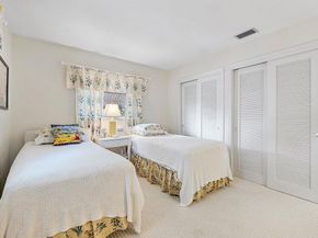 6015 NW 67th Ter, Tamarac FL 33321