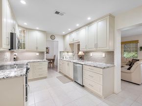 6015 NW 67th Ter, Tamarac FL 33321