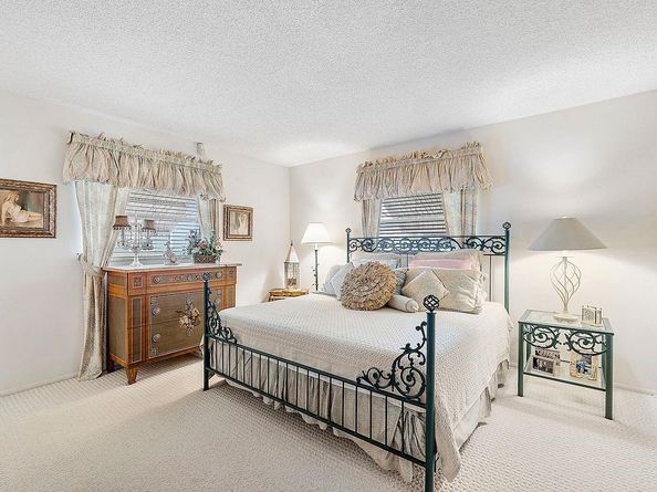 6015 NW 67th Ter, Tamarac FL 33321