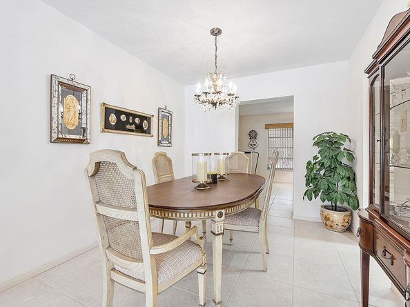 6015 NW 67th Ter, Tamarac FL 33321