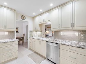 6015 NW 67th Ter, Tamarac FL 33321