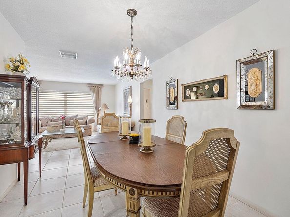 6015 NW 67th Ter, Tamarac FL 33321