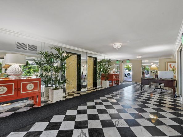 227 Australian Avenue 4c, Palm Beach FL 33480