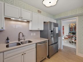 227 Australian Avenue 4c, Palm Beach FL 33480