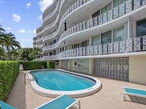 227 Australian Avenue 4c, Palm Beach FL 33480