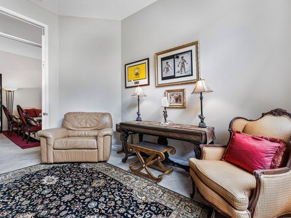 1914 Via Castello, Wellington FL 33411