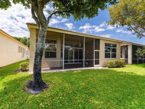 1914 Via Castello, Wellington FL 33411