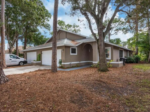 1025 Staghorn Street, Wellington FL 33414