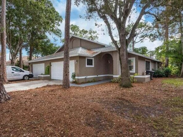 1025 Staghorn Street, Wellington FL 33414