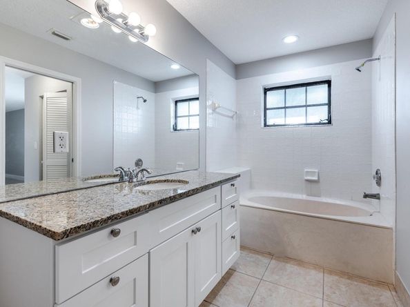 1025 Staghorn Street, Wellington FL 33414