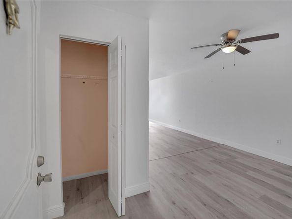 301 Croton Ave 302, Lantana FL 33462