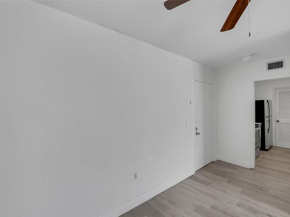 301 Croton Ave 302, Lantana FL 33462