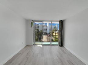 301 Croton Ave 302, Lantana FL 33462