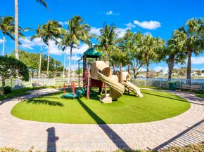 8363 Cozumel Lane, Wellington FL 33414