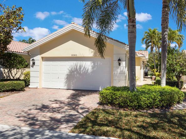 8363 Cozumel Lane, Wellington FL 33414