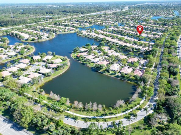 8363 Cozumel Lane, Wellington FL 33414