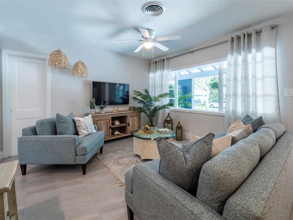 3410 Spring St, Pompano Beach FL 33062