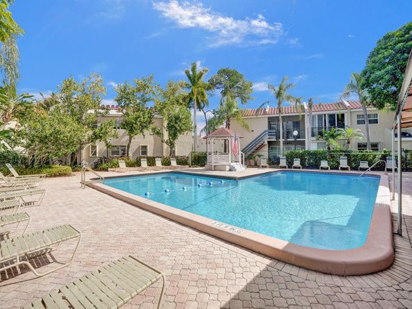 5216 NE 6th Ave B3, Oakland Park FL 33334