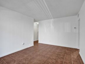 5216 NE 6th Ave B3, Oakland Park FL 33334