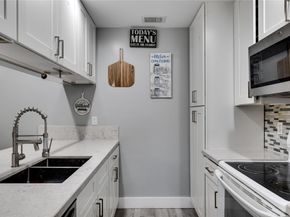 3183 Cocoplum Cir 3375, Coconut Creek FL 33063