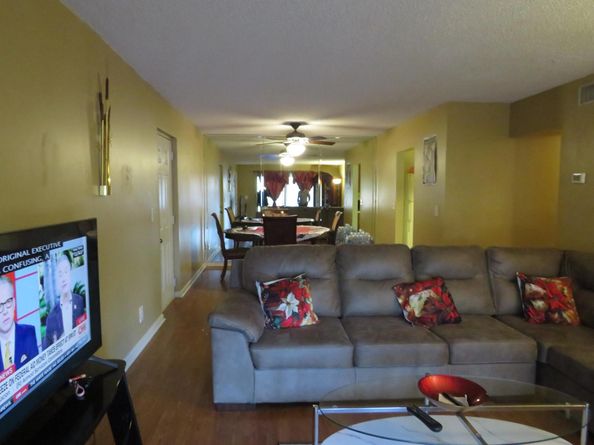 9900 Pineapple Tree Drive 206, Boynton Beach FL 33436