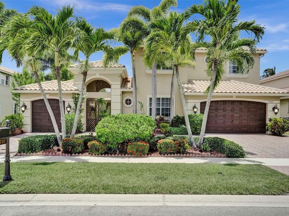 9737 Campi Dr, Lake Worth FL 33467