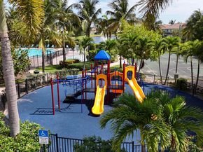 2005 Oakhurst Way, Riviera Beach FL 33404