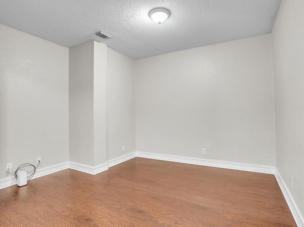 2005 Oakhurst Way, Riviera Beach FL 33404
