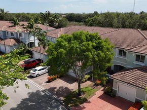 2005 Oakhurst Way, Riviera Beach FL 33404