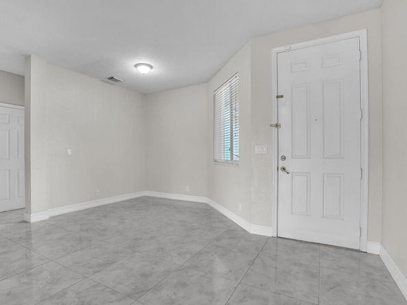2005 Oakhurst Way, Riviera Beach FL 33404