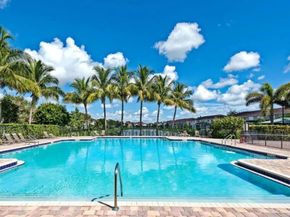 2005 Oakhurst Way, Riviera Beach FL 33404