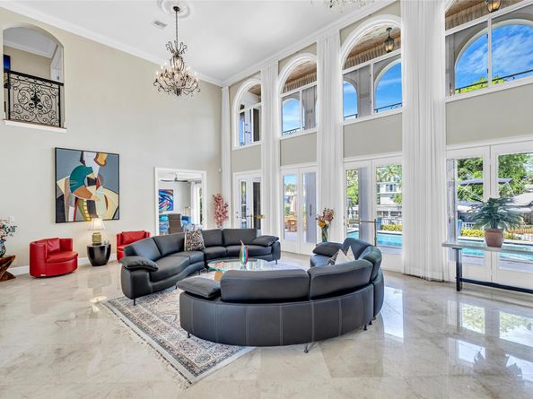 56 Fiesta Way, Fort Lauderdale FL 33301
