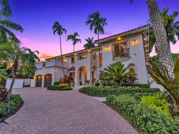 56 Fiesta Way, Fort Lauderdale FL 33301