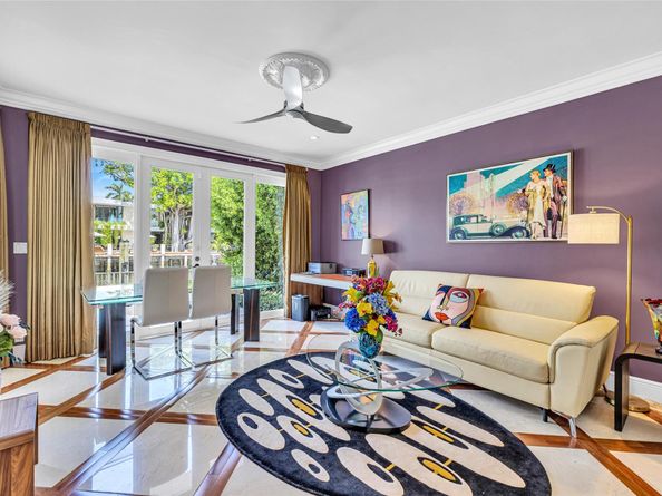 56 Fiesta Way, Fort Lauderdale FL 33301