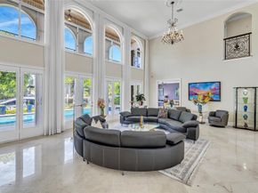 56 Fiesta Way, Fort Lauderdale FL 33301