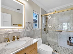 56 Fiesta Way, Fort Lauderdale FL 33301