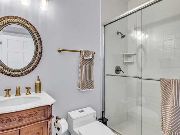 56 Fiesta Way, Fort Lauderdale FL 33301