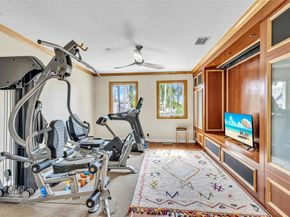 56 Fiesta Way, Fort Lauderdale FL 33301