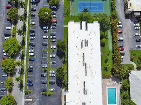 1301 NE 7th St 113, Hallandale Beach FL 33009